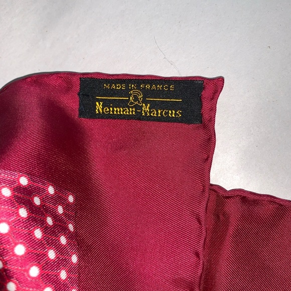 authentic HERMÈS for NIEMAN MARCUS silk gavroche - Picture 5 of 8
